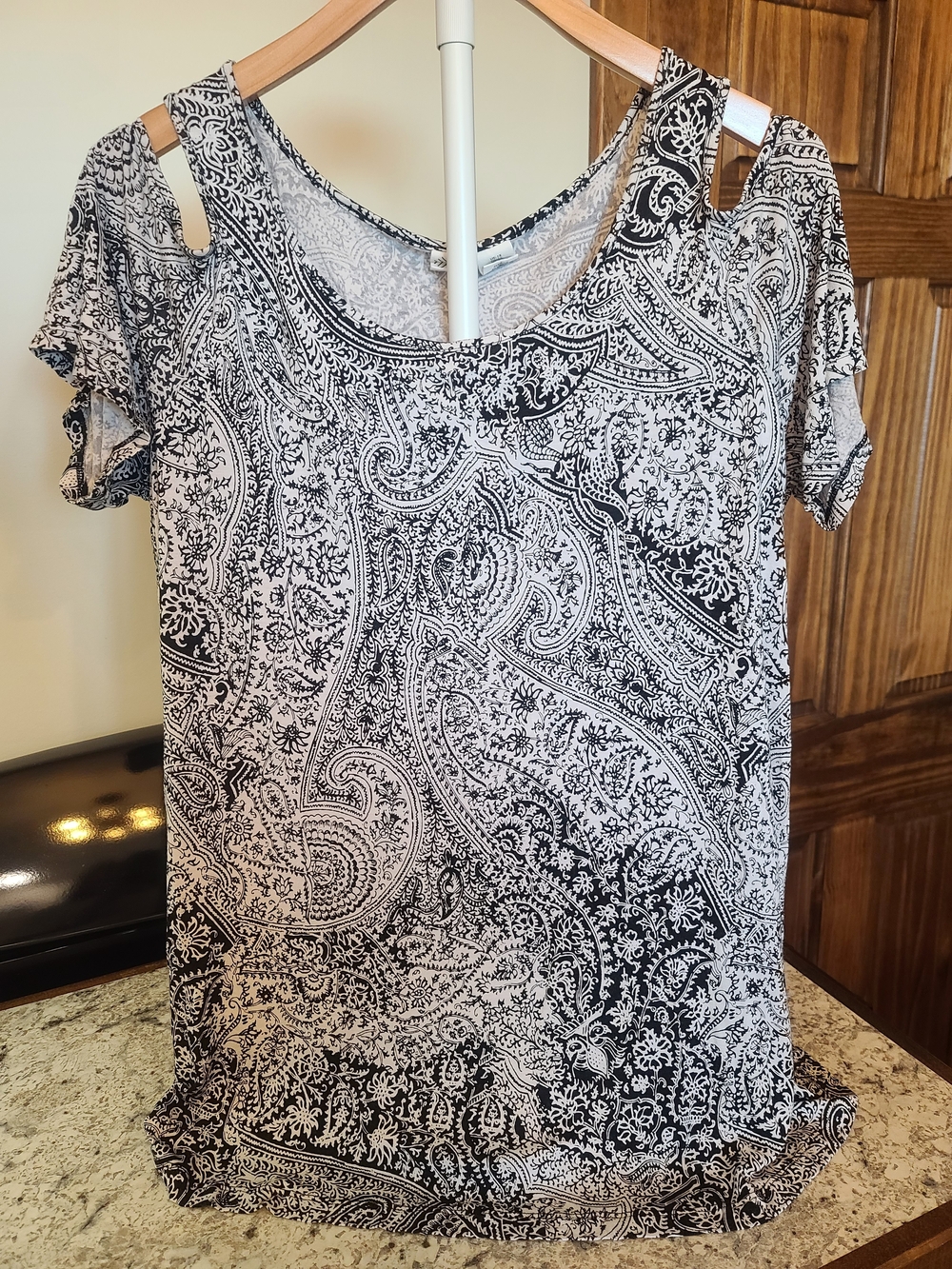 Women's Black and White Paisley Cold-Shoulder Top